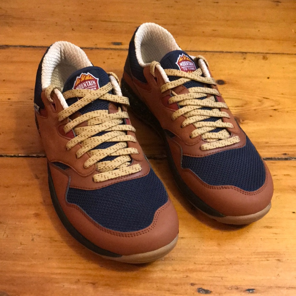 Minimalist Hiking Shoe Women’s